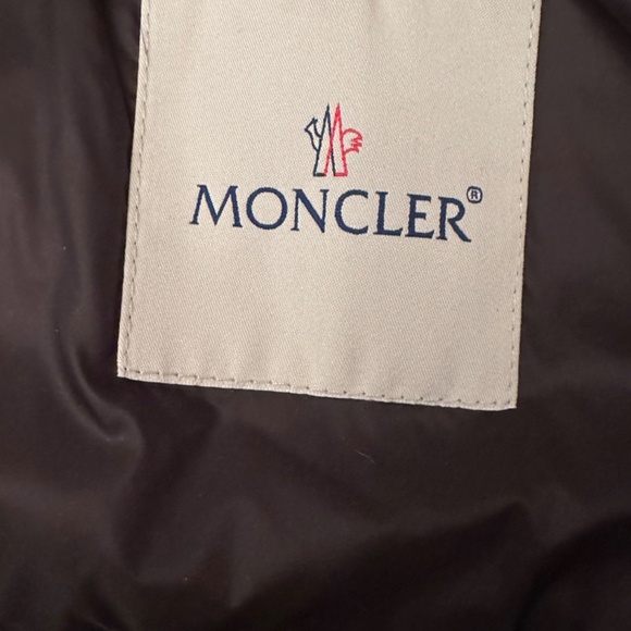 Authentic Moncler short jacket with Mink trim - Picture 7 of 13